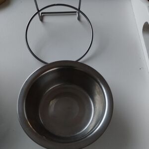 New in bag bowl to hang at a crate